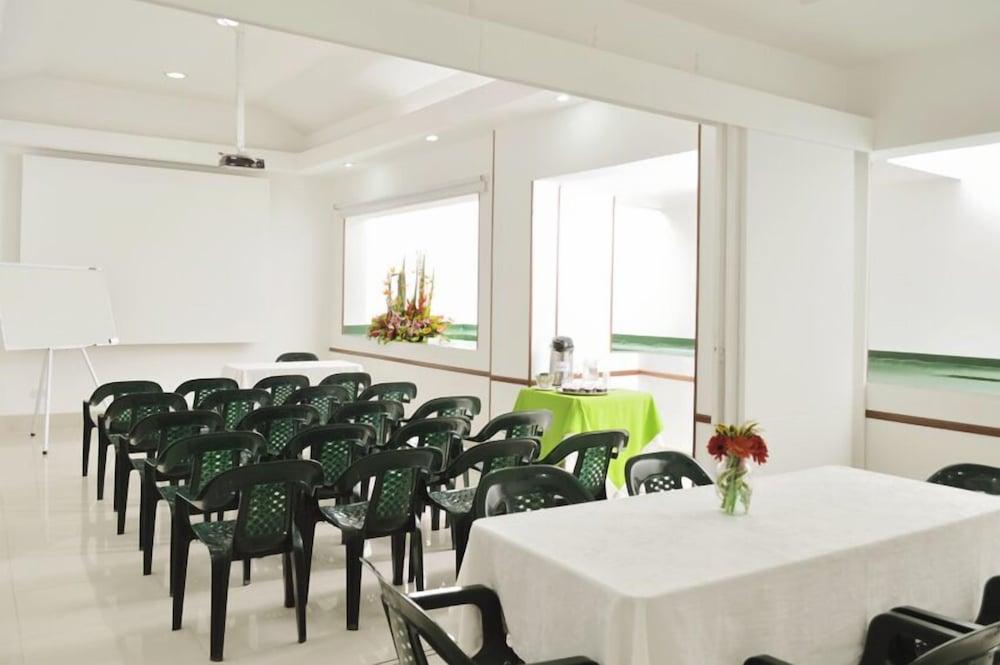 Imbanaco Hotel Cali